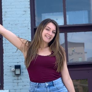 Meet your Posher, Brianna